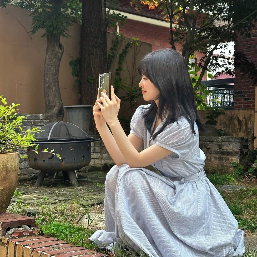 A moment captured by a fan of Park Boyoung