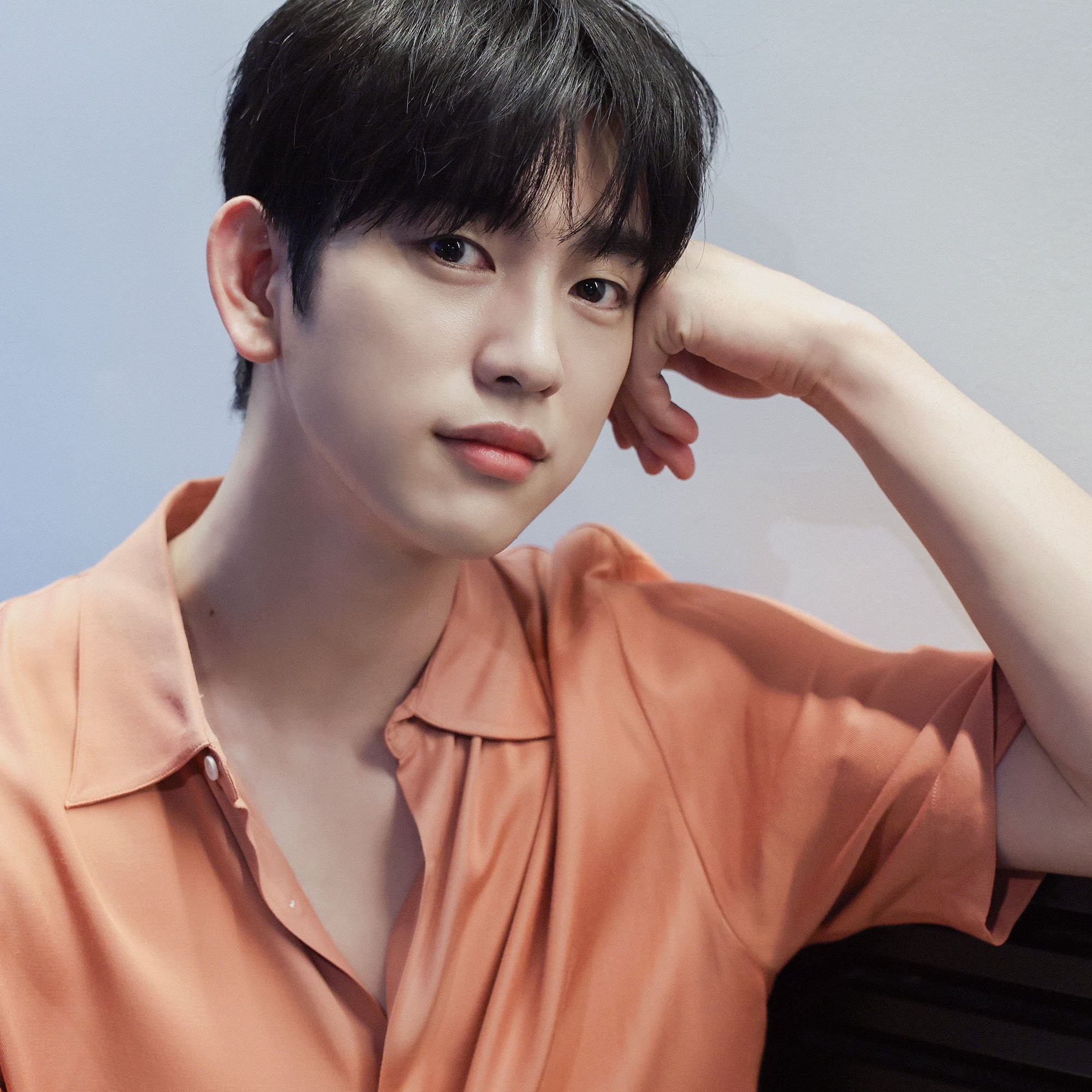 Latest photo of Park Jinyoung