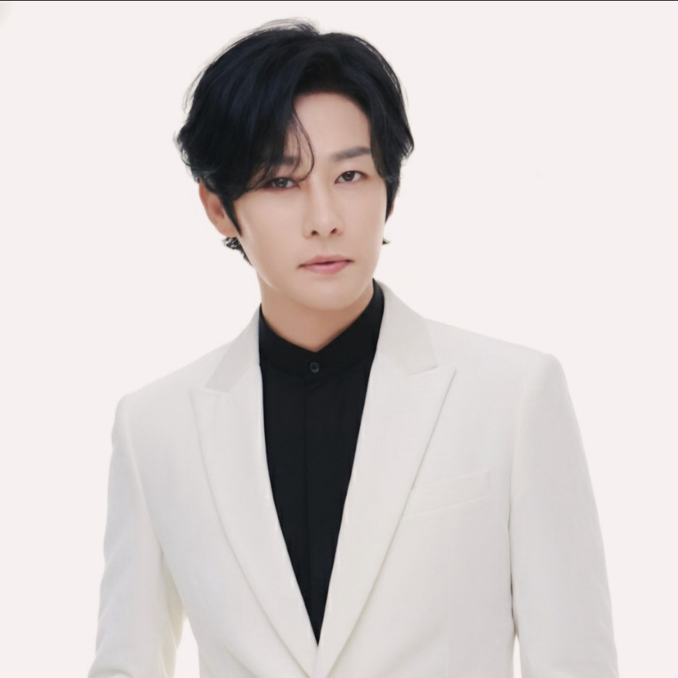 팬들이 사랑한 인기 셀럽 게시글