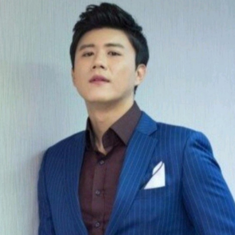 Recent activity shot of Jin Haesung