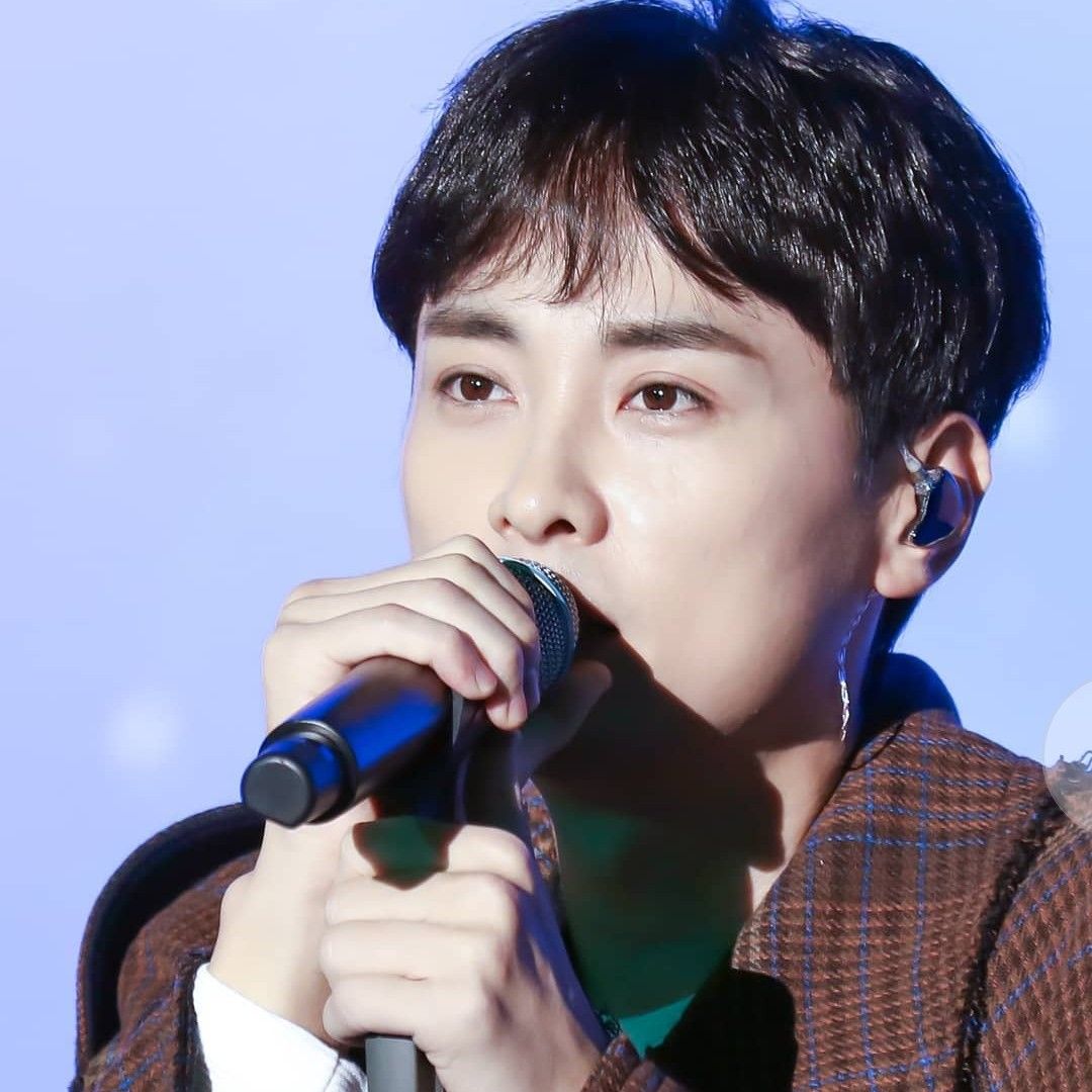 Behind-the-scenes cut of Min Kyunghoon