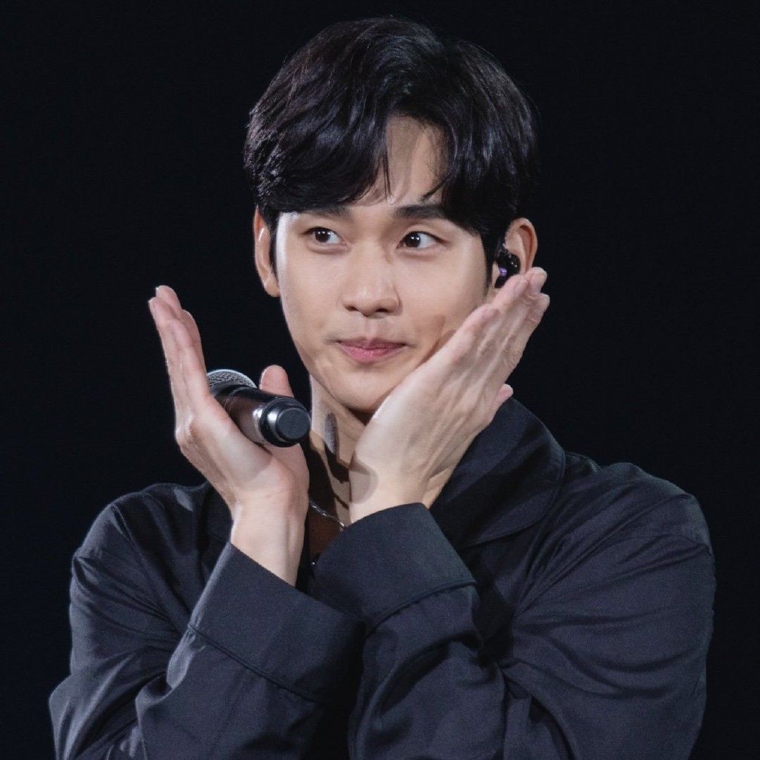 金秀贤的幕后花絮