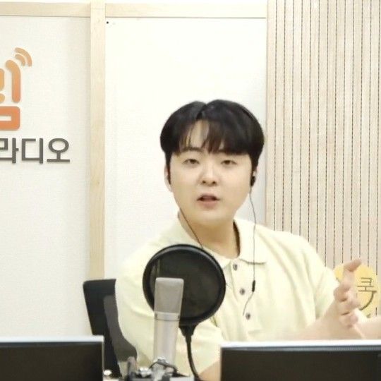 Behind-the-scenes cut of Park Minsu