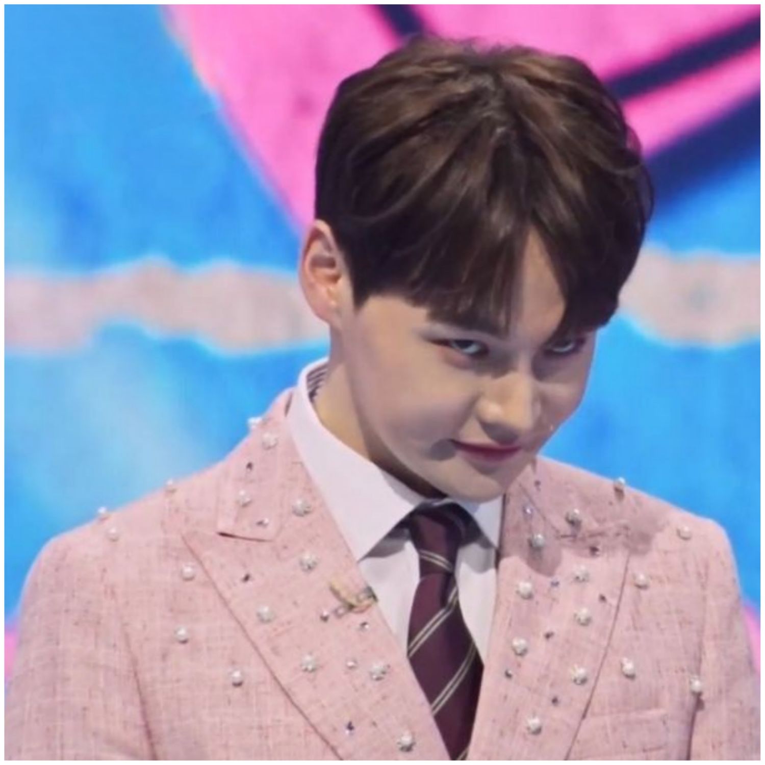 パク・ソジンのビハインドカット