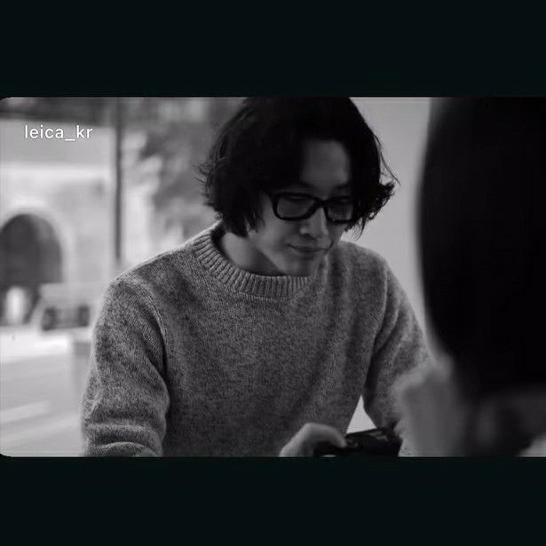 Behind-the-scenes cut of Lee Jongwon