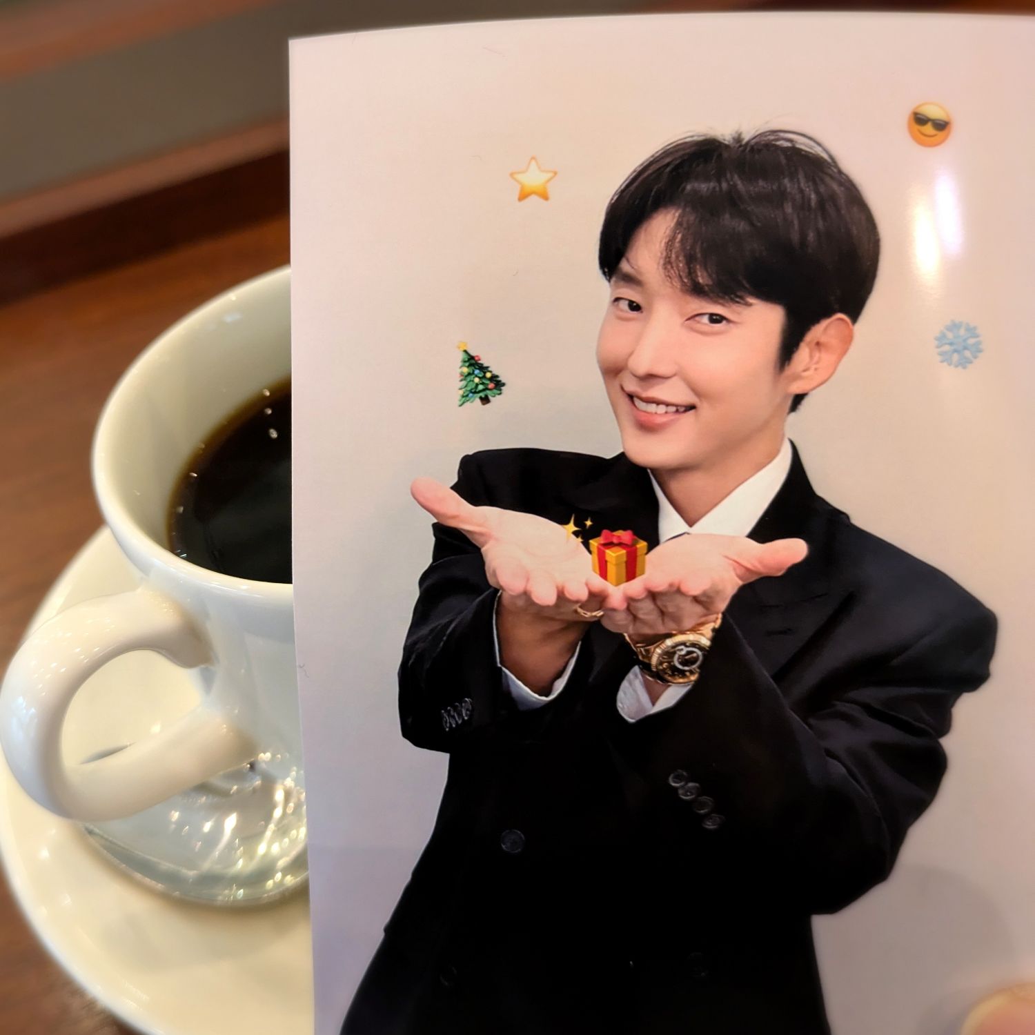 A moment captured by a fan of Lee Joongi