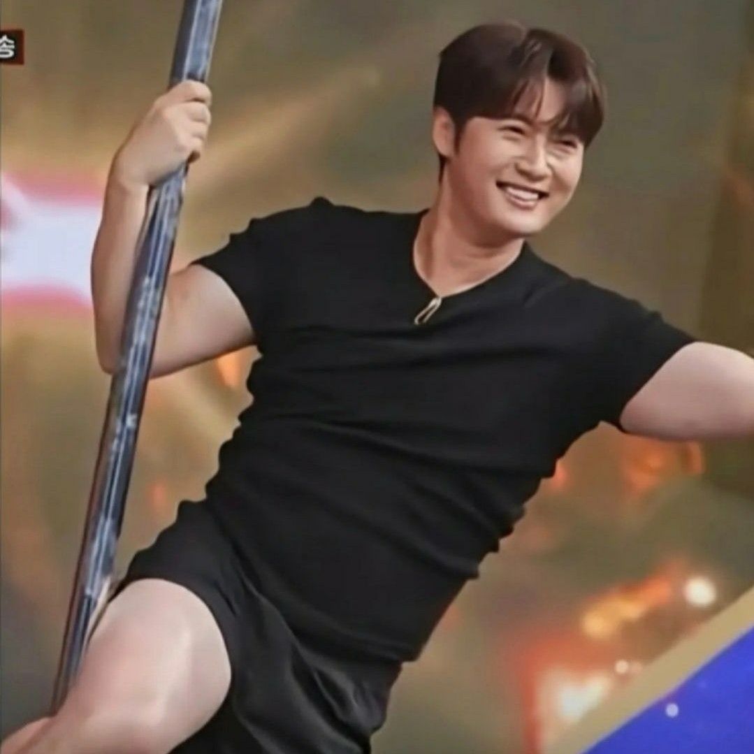 Behind-the-scenes cut of Son Binah