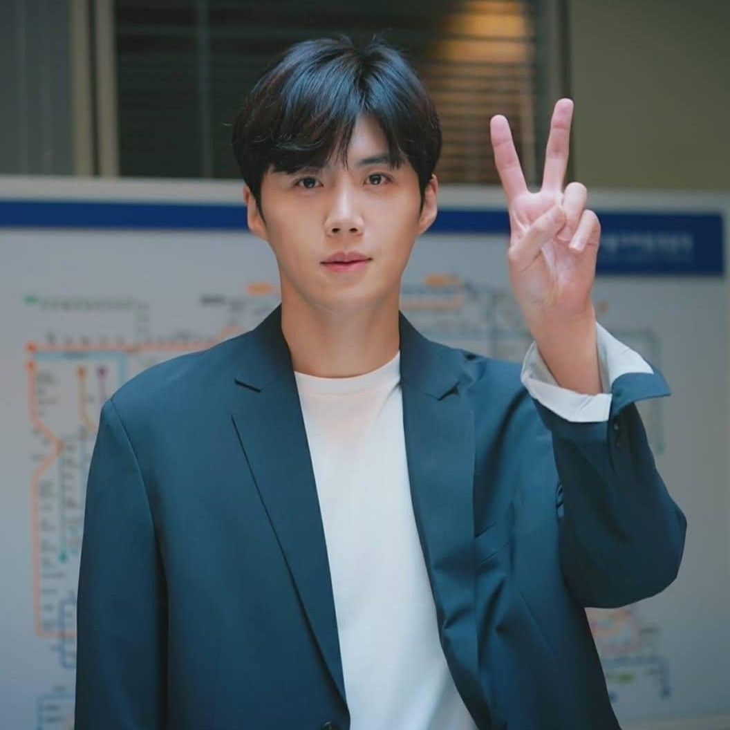 Latest photo of Kim Seonho