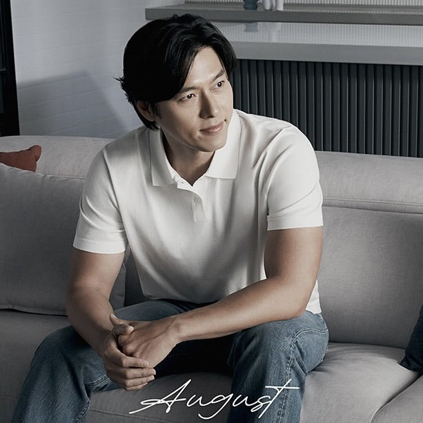 A moment captured by a fan of Hyun Bin