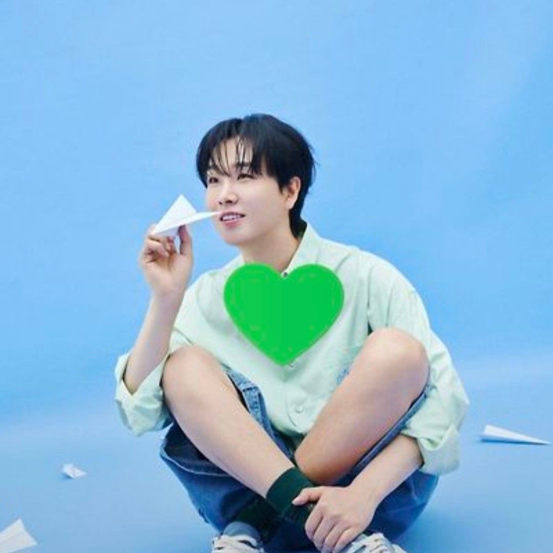 Recent activity shot of Song Minjun