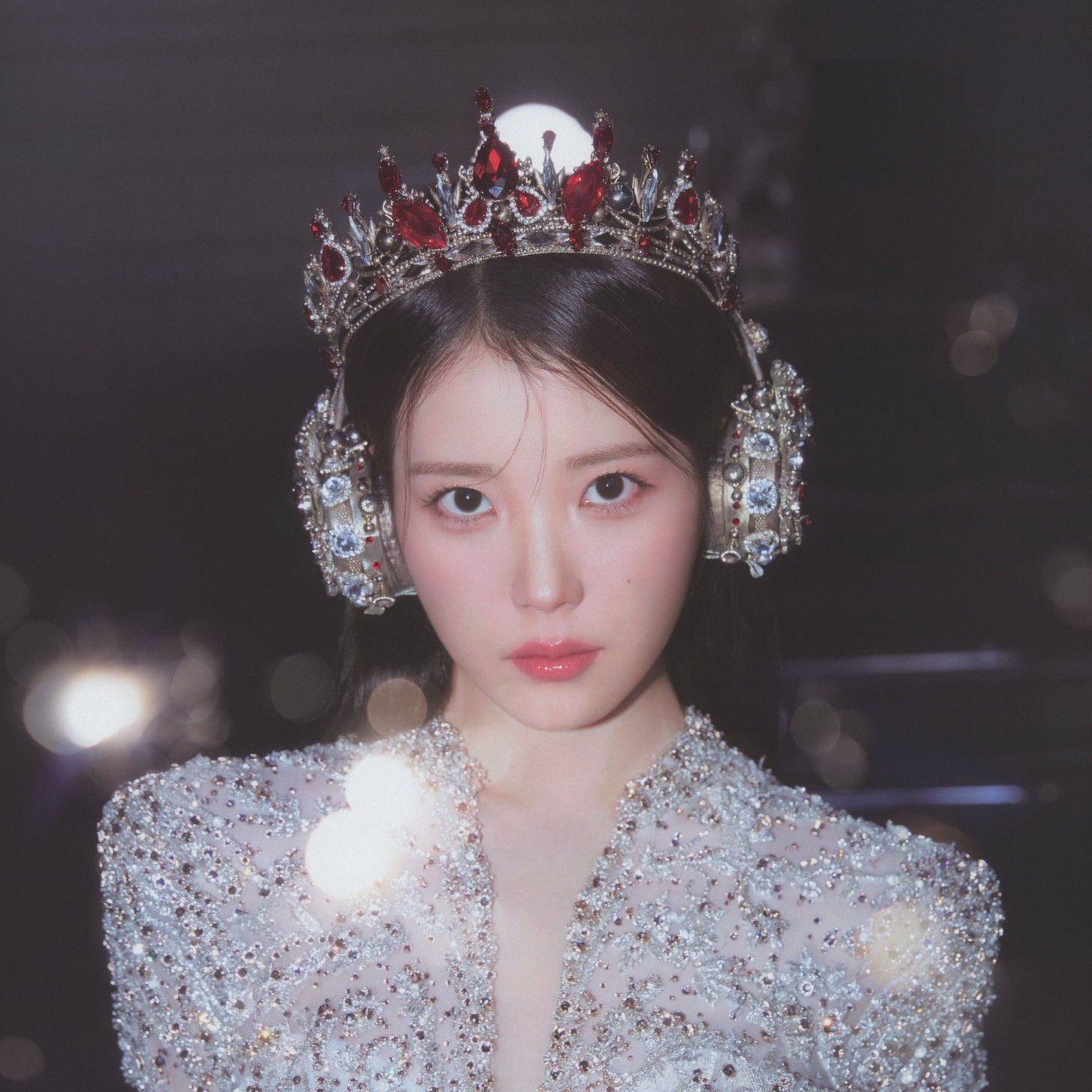 아이유의 비하인드 컷