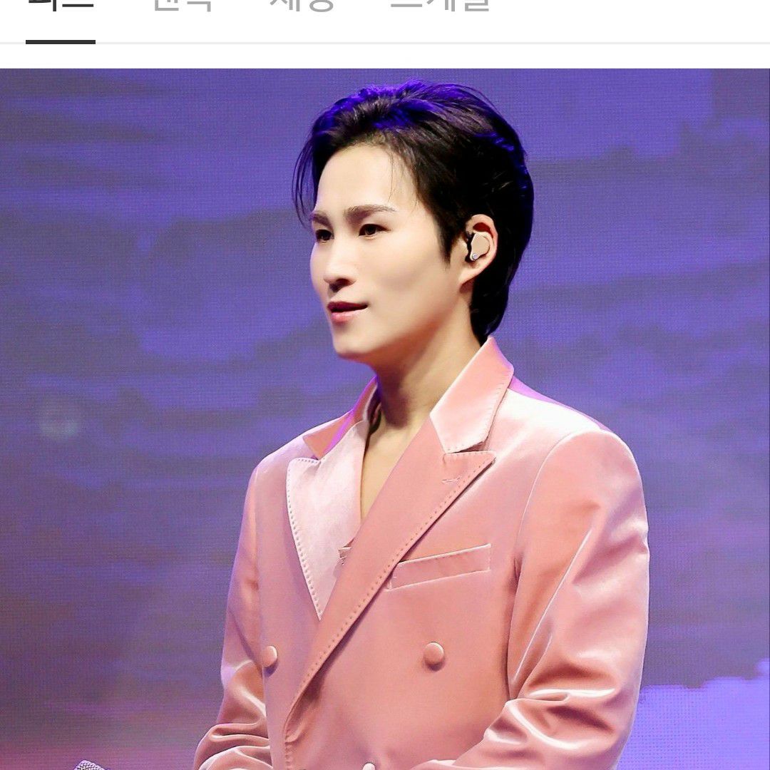 김희재의 최신 사진