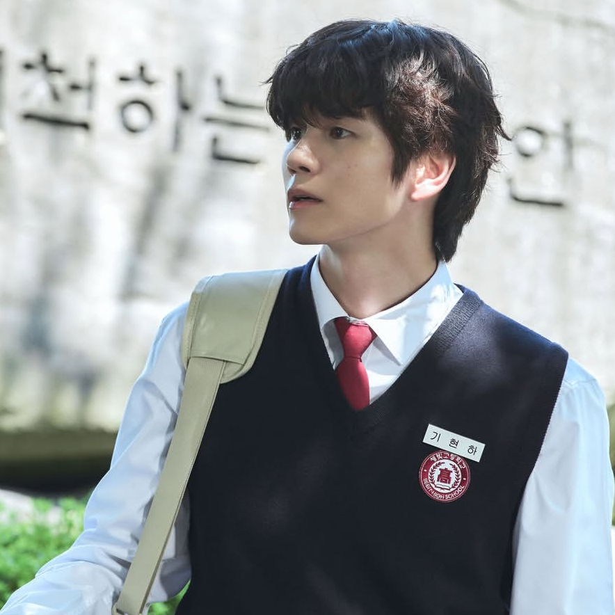 Recent activity shot of Ong Seongwu