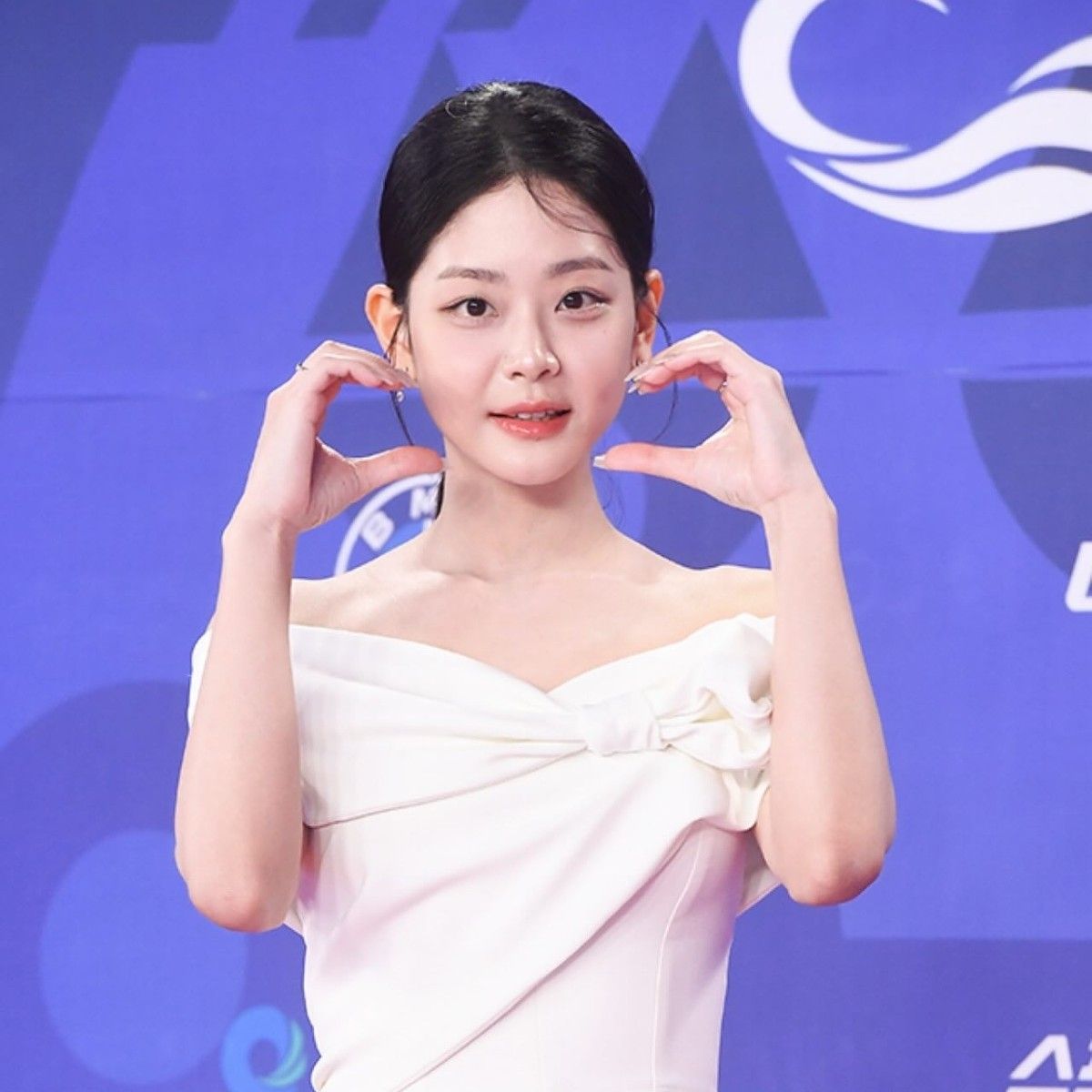 Behind-the-scenes cut of Chung Subin