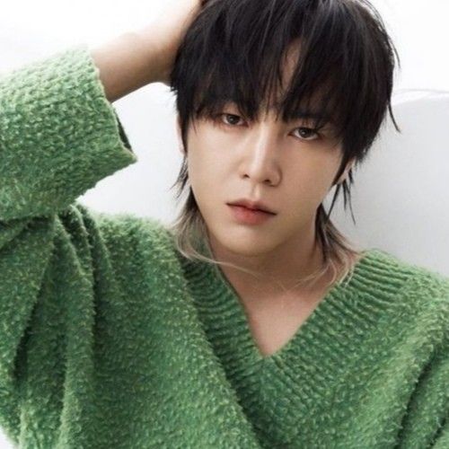 Latest photo of Jang Geunsuk