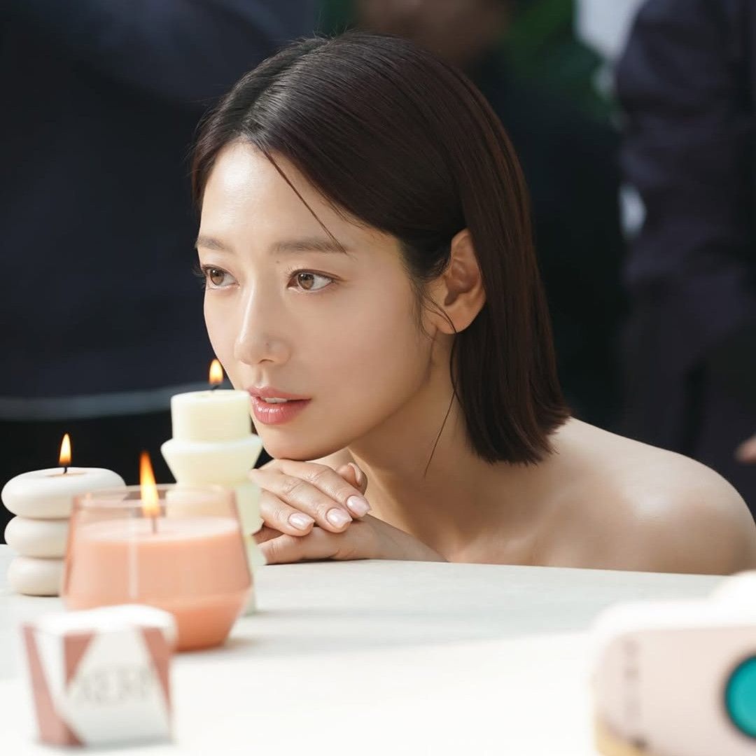Latest photo of Park Shinhye