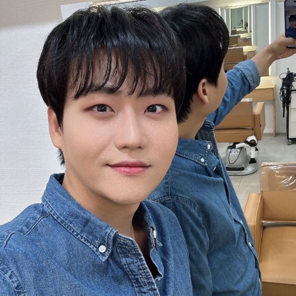 粉丝拍下的Min Soohyun瞬间