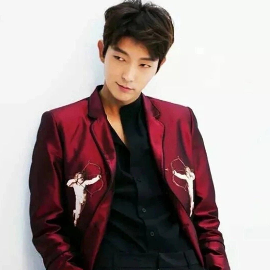 Recent activity shot of Lee Joongi
