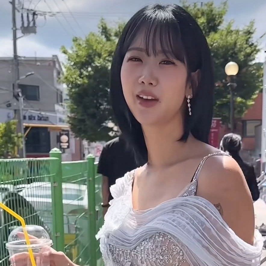 Latest photo of Kang Hyeyeon
