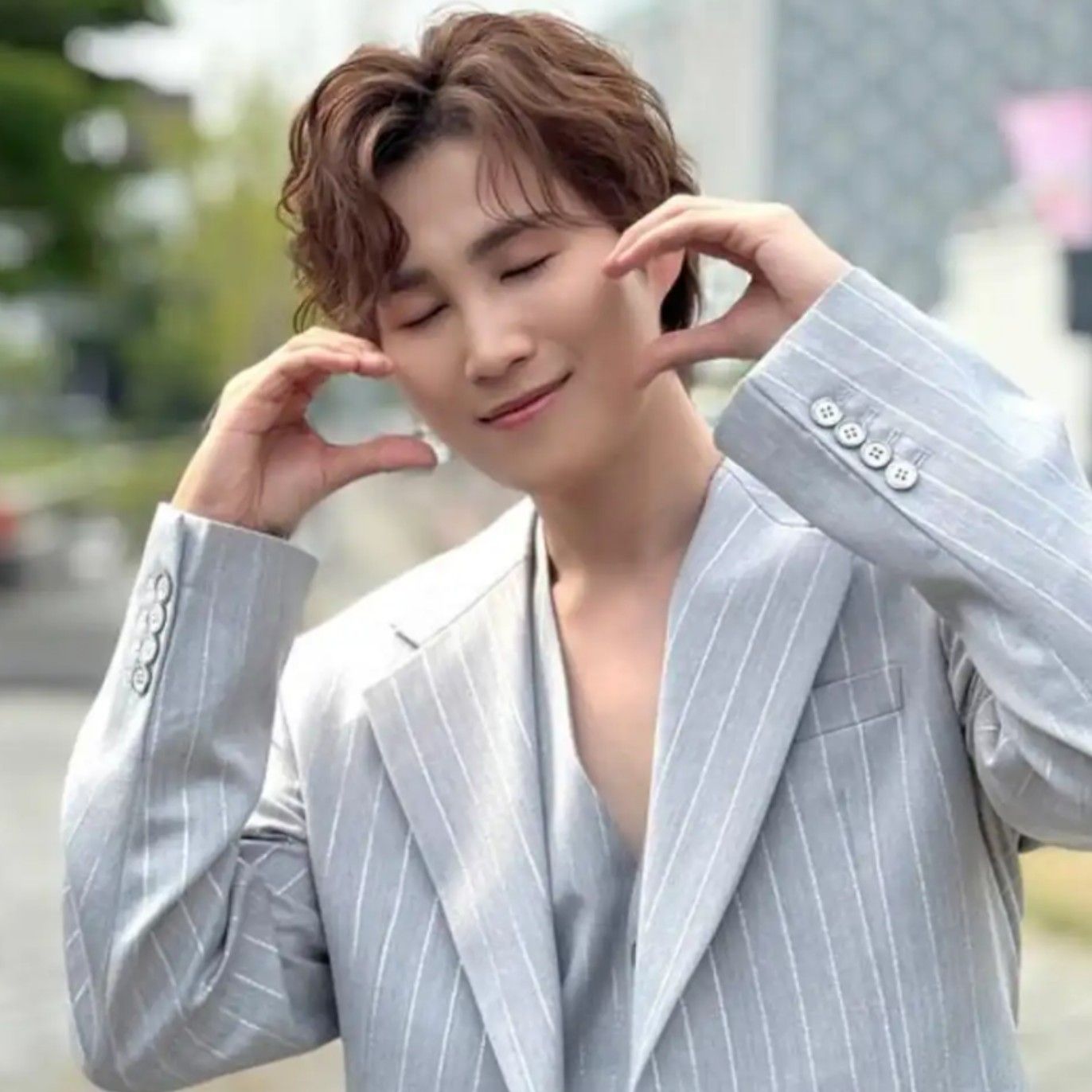 Cuplikan di balik layar dari Kim Heejae