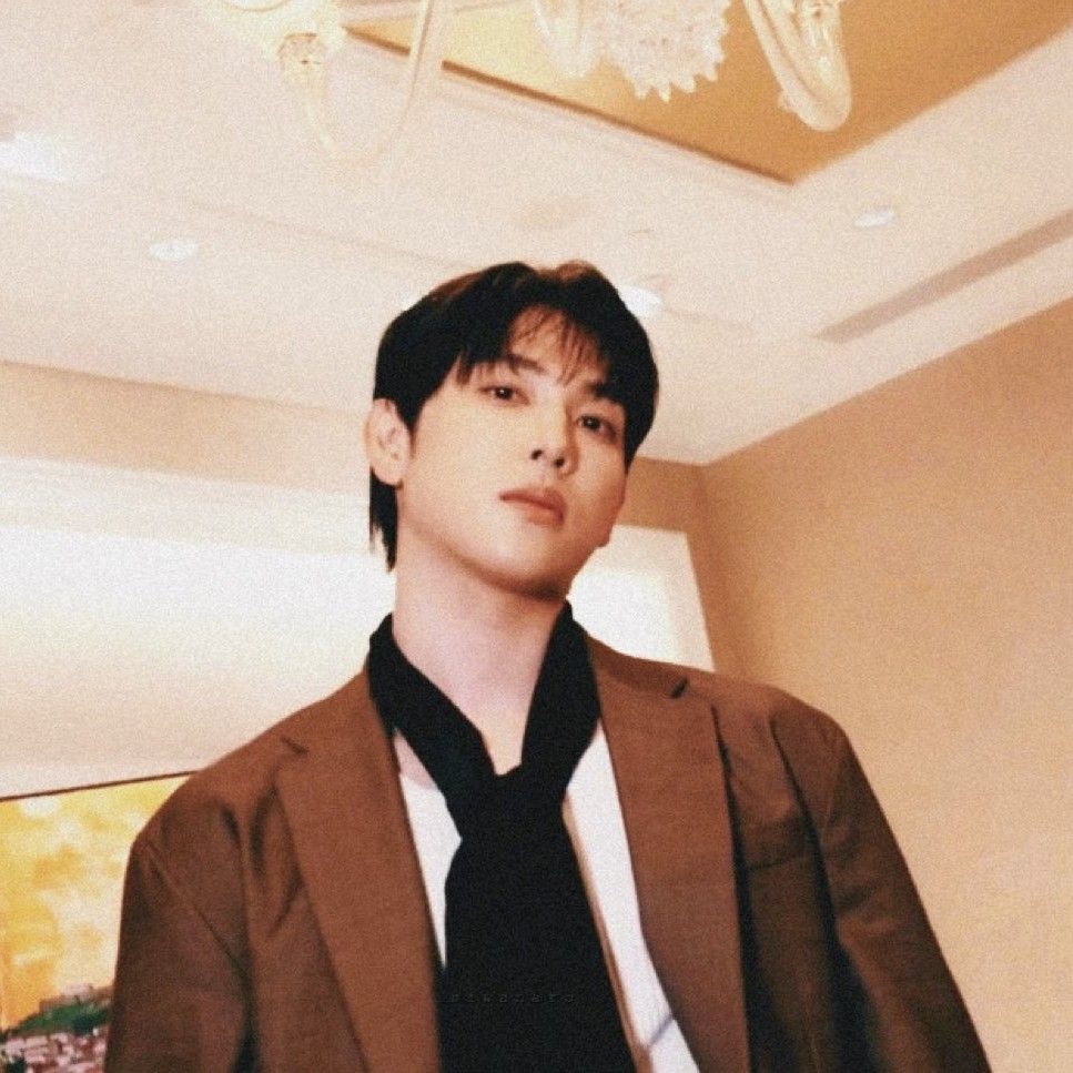 A moment captured by a fan of Lim Siwan