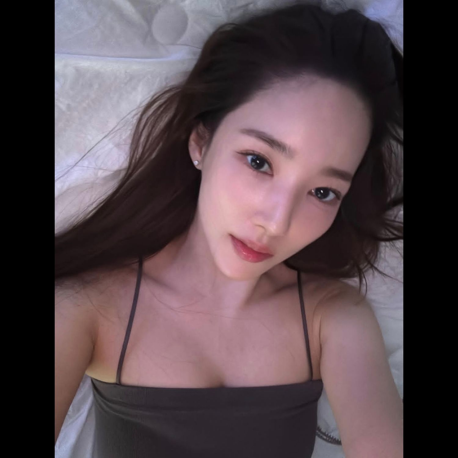 Latest photo of Park Minyoung