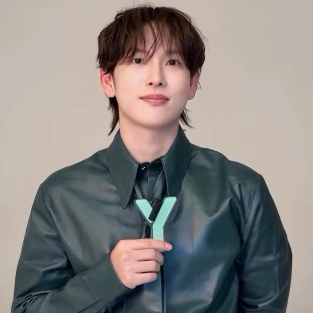 Behind-the-scenes cut of Yim Siwan