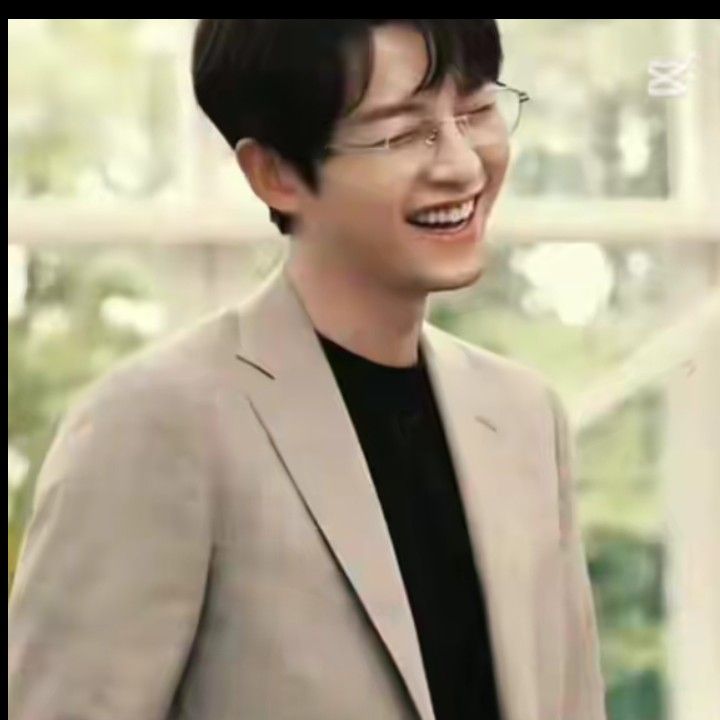 송중기의 비하인드 컷