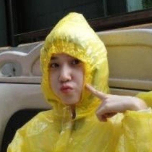Latest photo of Park Eunbin