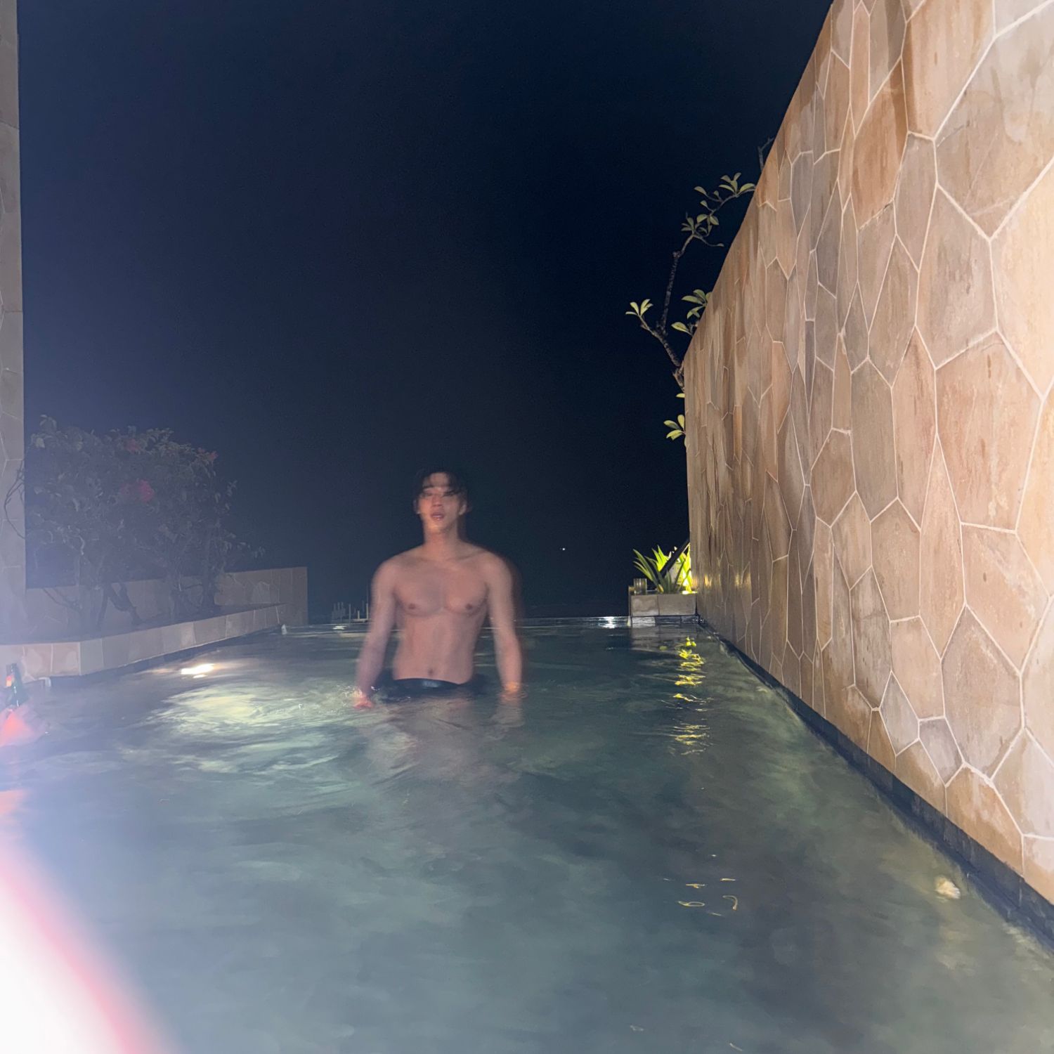 Recent activity shot of Ahn Hyoseop