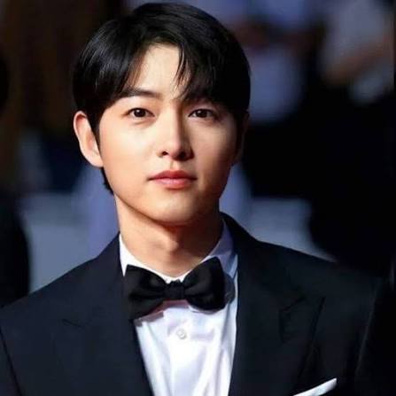 Behind-the-scenes cut of Song Joongki