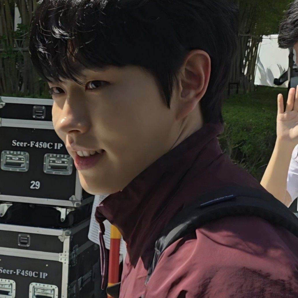 Recent activity shot of Lee Byeongchan