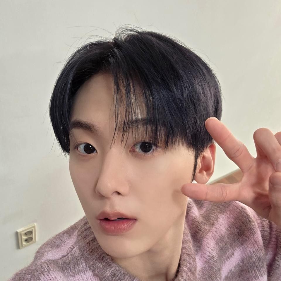 ユン・サナのビハインドカット