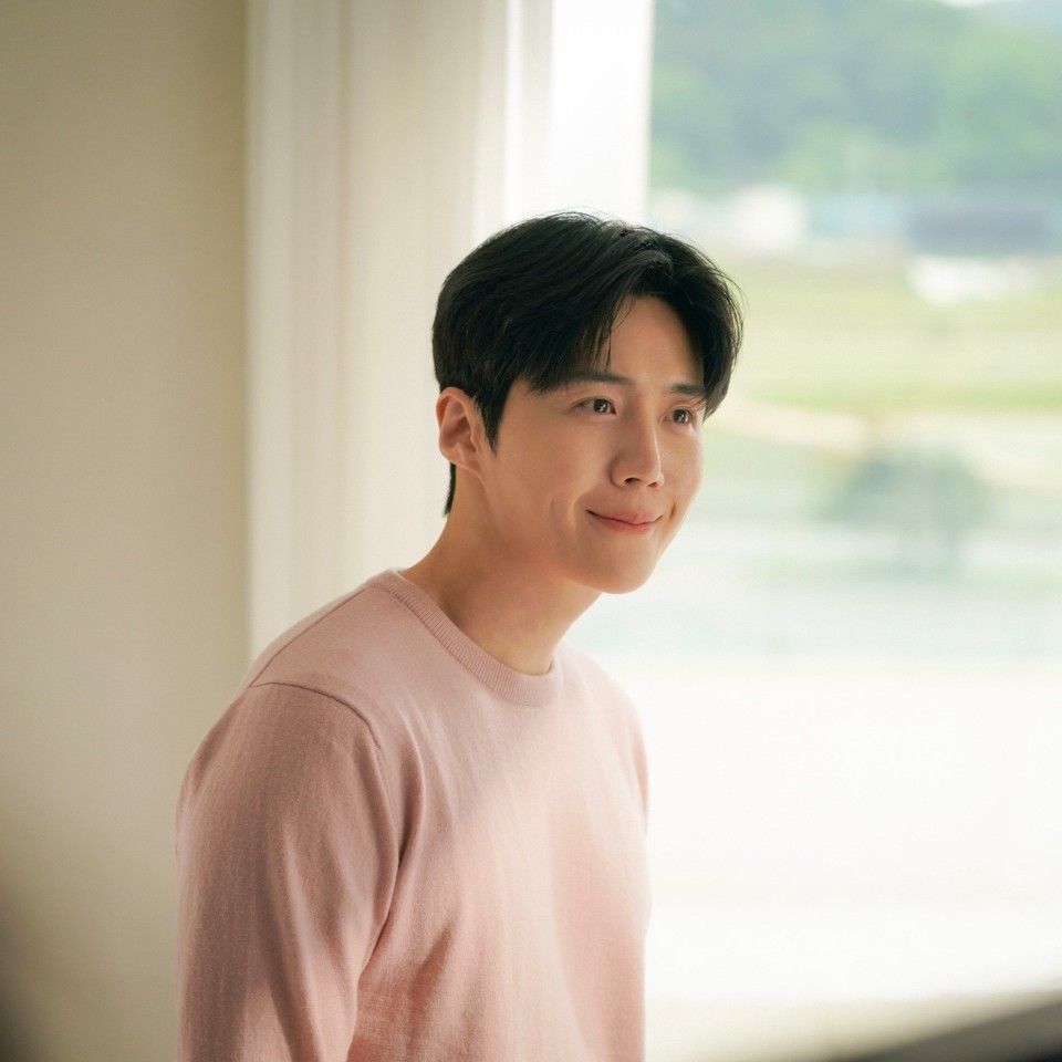 Latest photo of Kim Seonho