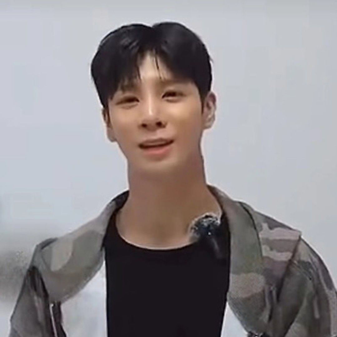 Latest photo of Jeong Dongwon