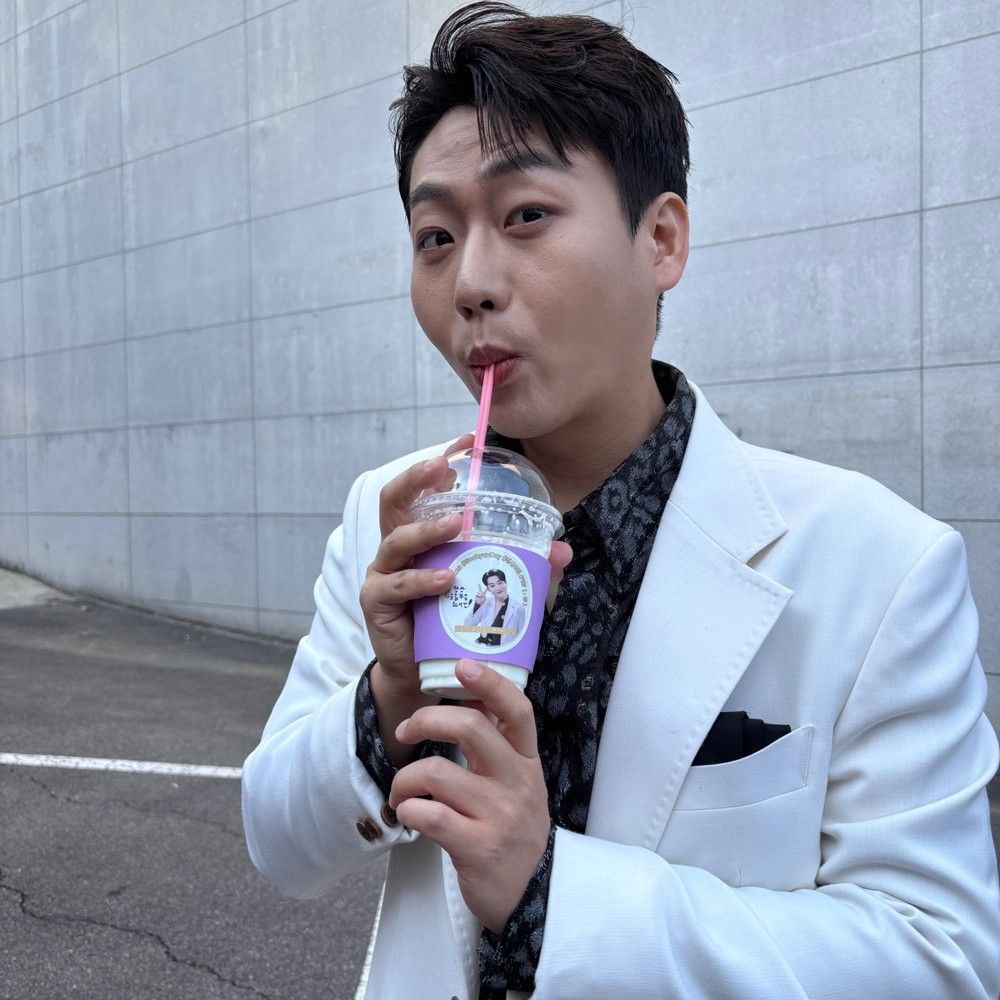 Recent activity shot of Min Soohyun