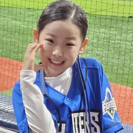 Behind-the-scenes cut of Lee Sooyeon