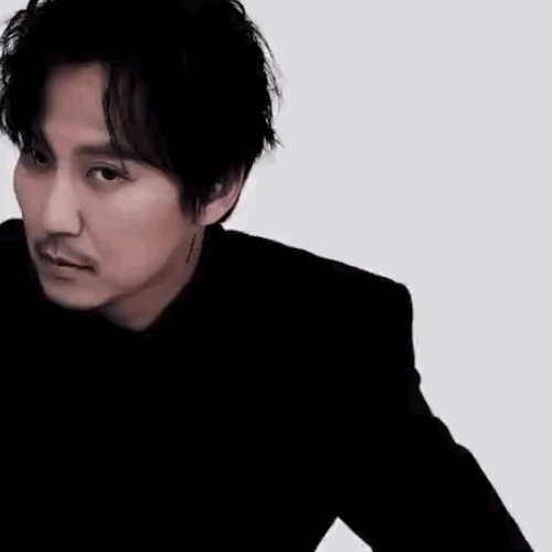 Behind-the-scenes cut of Kim Namgil