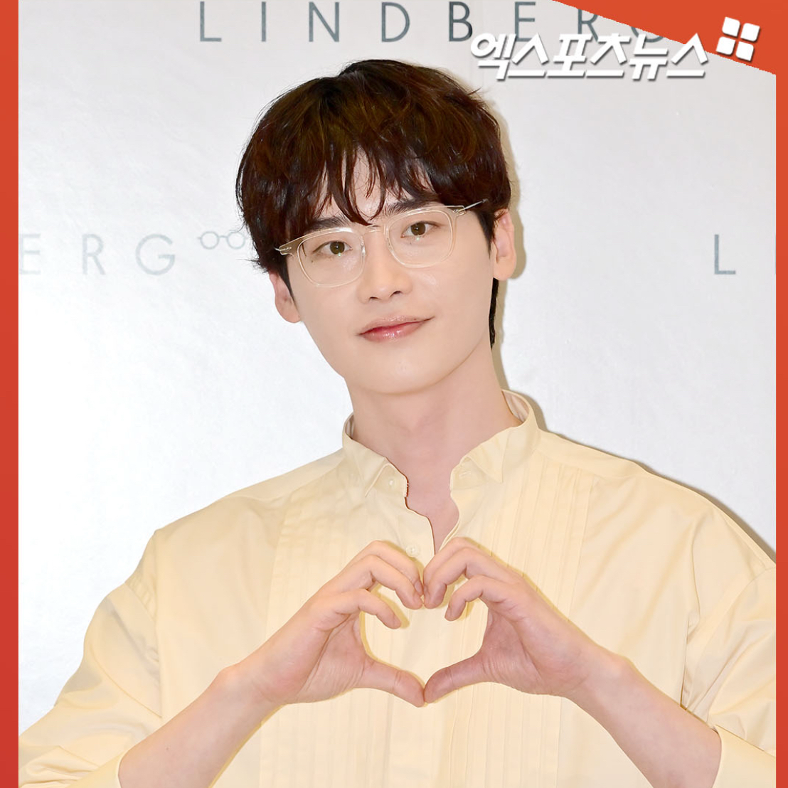 Behind-the-scenes cut of Lee Jongsuk