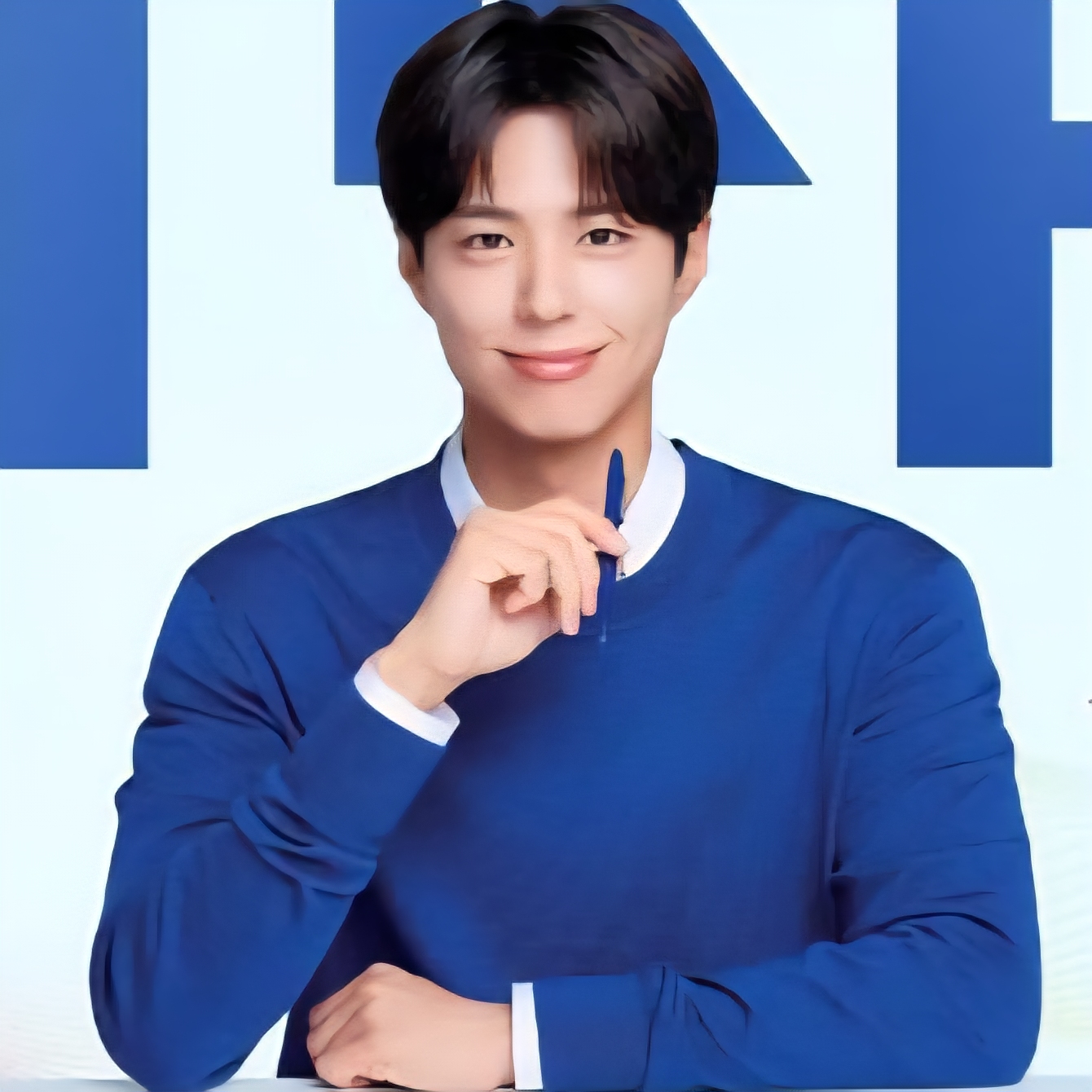 Behind-the-scenes cut of Park Bogum