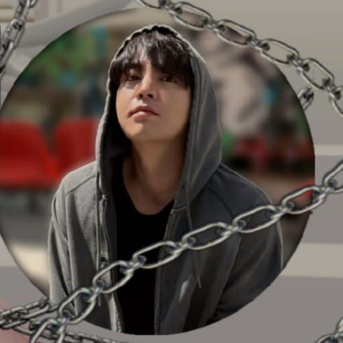 Recent activity shot of Jang Geunsuk