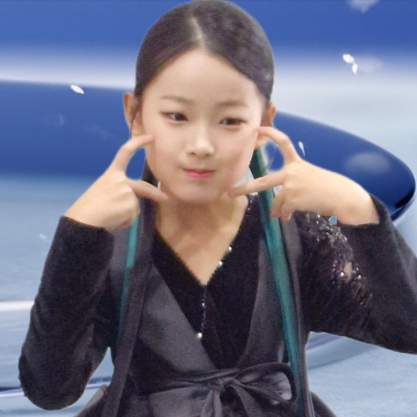 Behind-the-scenes cut of Lee Sooyeon