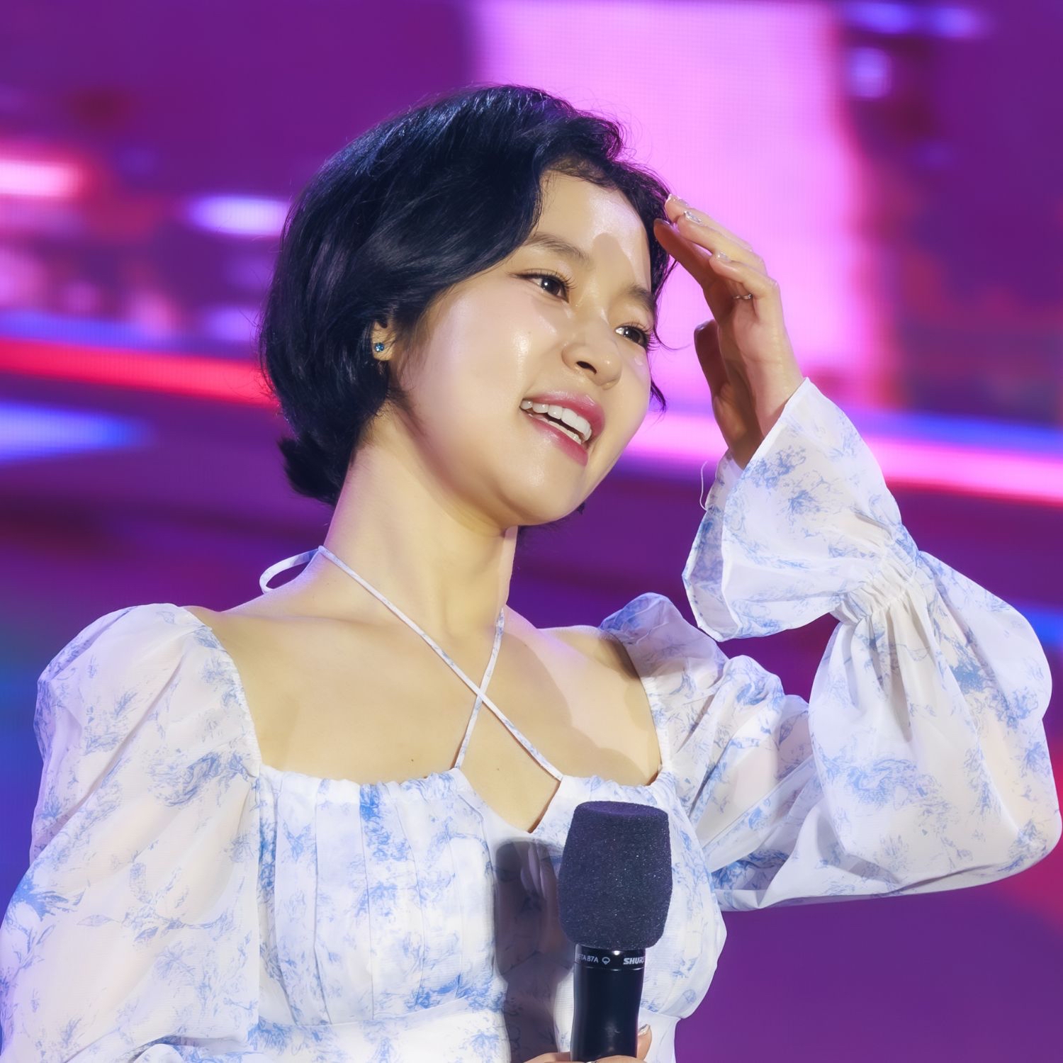 A moment captured by a fan of Hong Ja