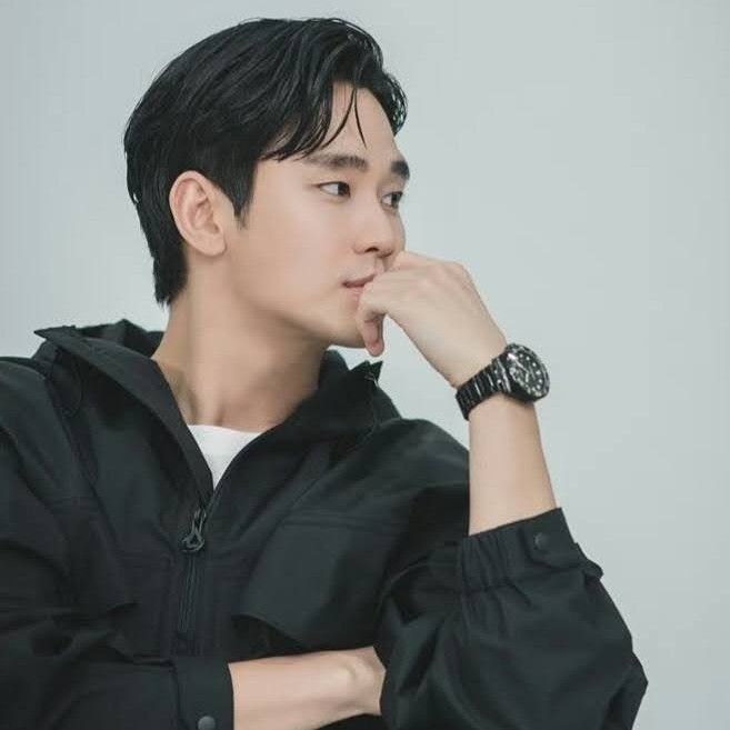 キム・スヒョンの最近の活動ショット