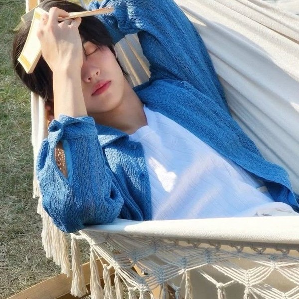 Representative photo of Lee Seunghyub showing their charm