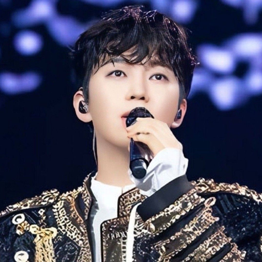 Recent activity shot of Lim Youngwoong