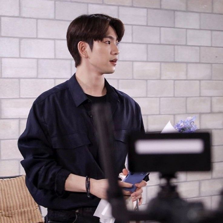 粉絲拍下的朴珍榮瞬間