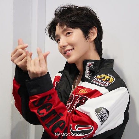 Recent activity shot of Lee Joongi