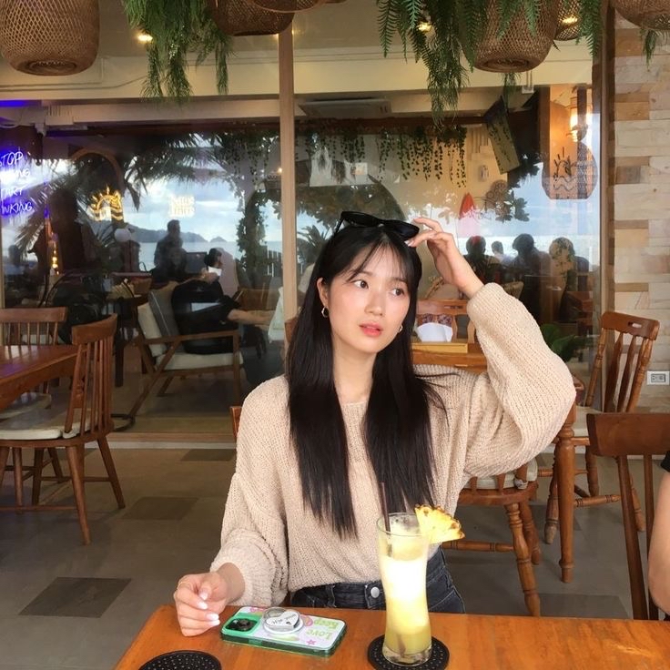 Recent activity shot of Kim Hyeyoon