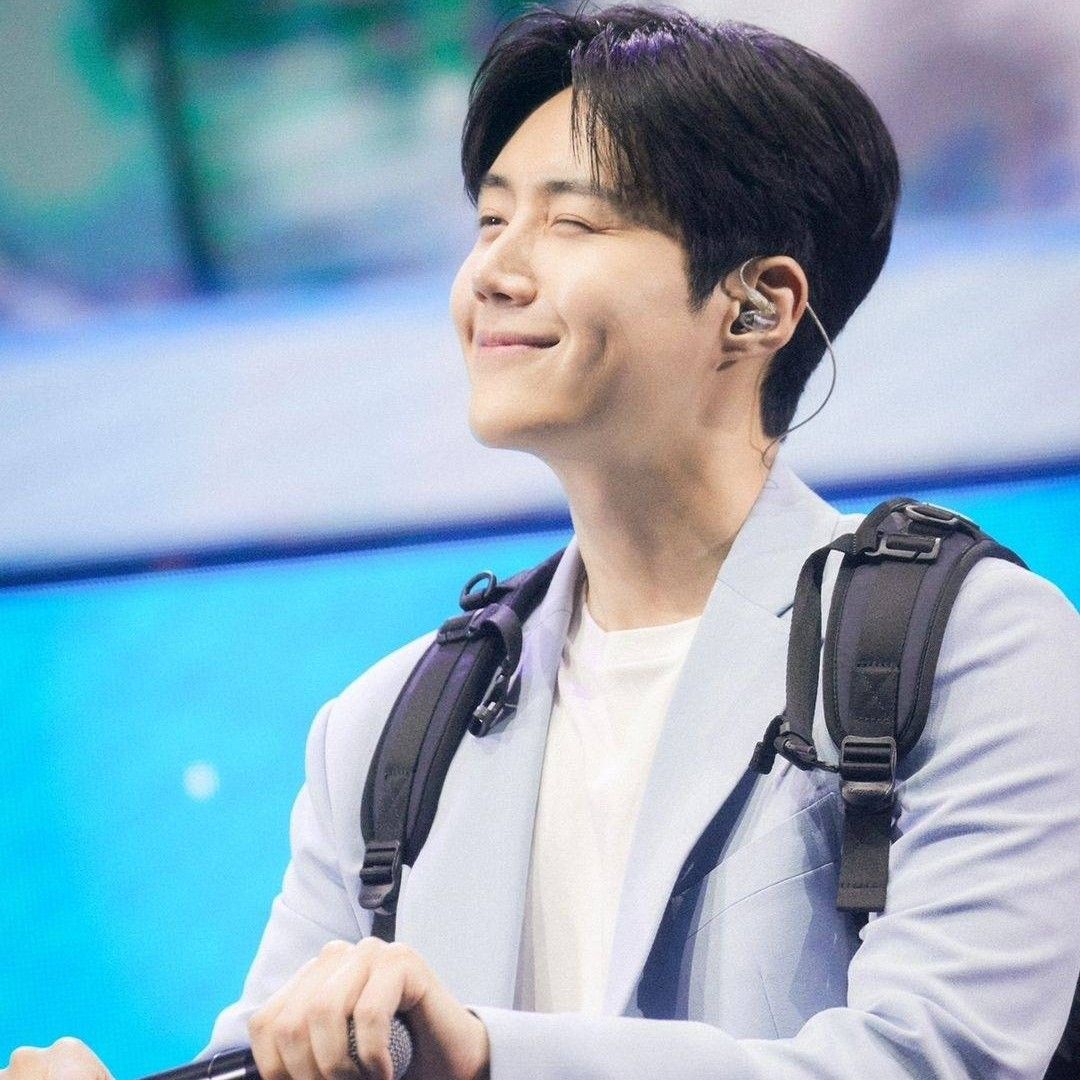 A moment captured by a fan of Kim Seonho